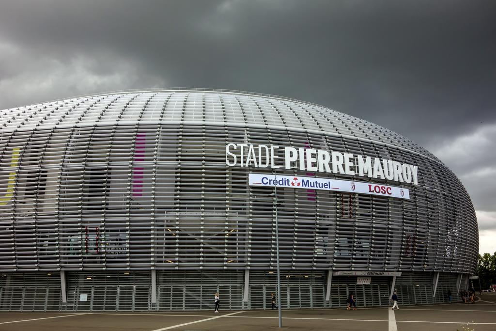 Kyriad Lille Est - Villeneuve d'Ascq Exterior foto